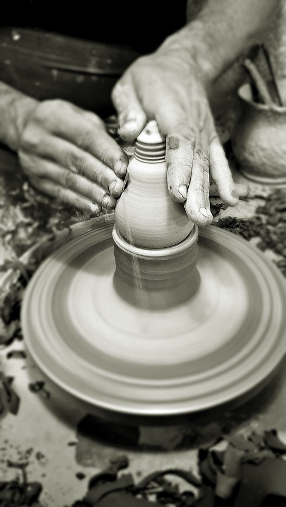 Johnny Hermann durante la lavorazione di 0Watt presso Ceramiche Pierluca. 2016