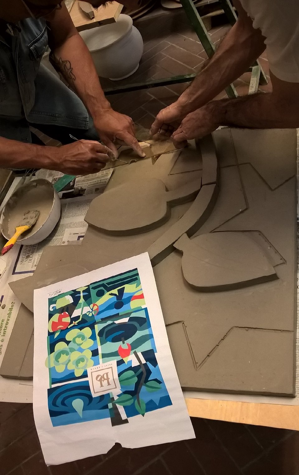 Lavorazione a quattro mani della ceramica. 2017.